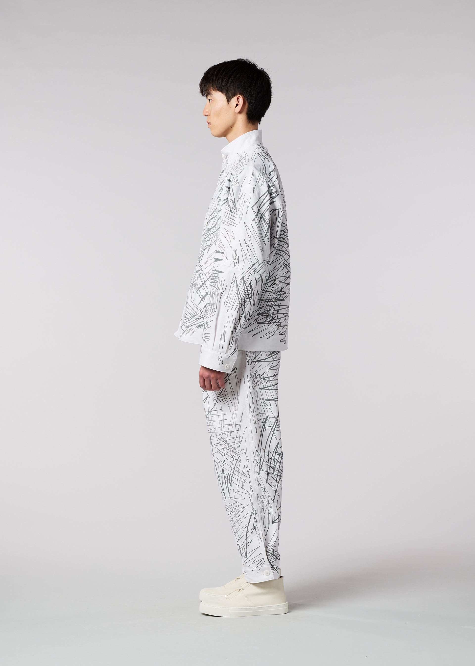 A model wears the IM MEN SKETCH jacket.