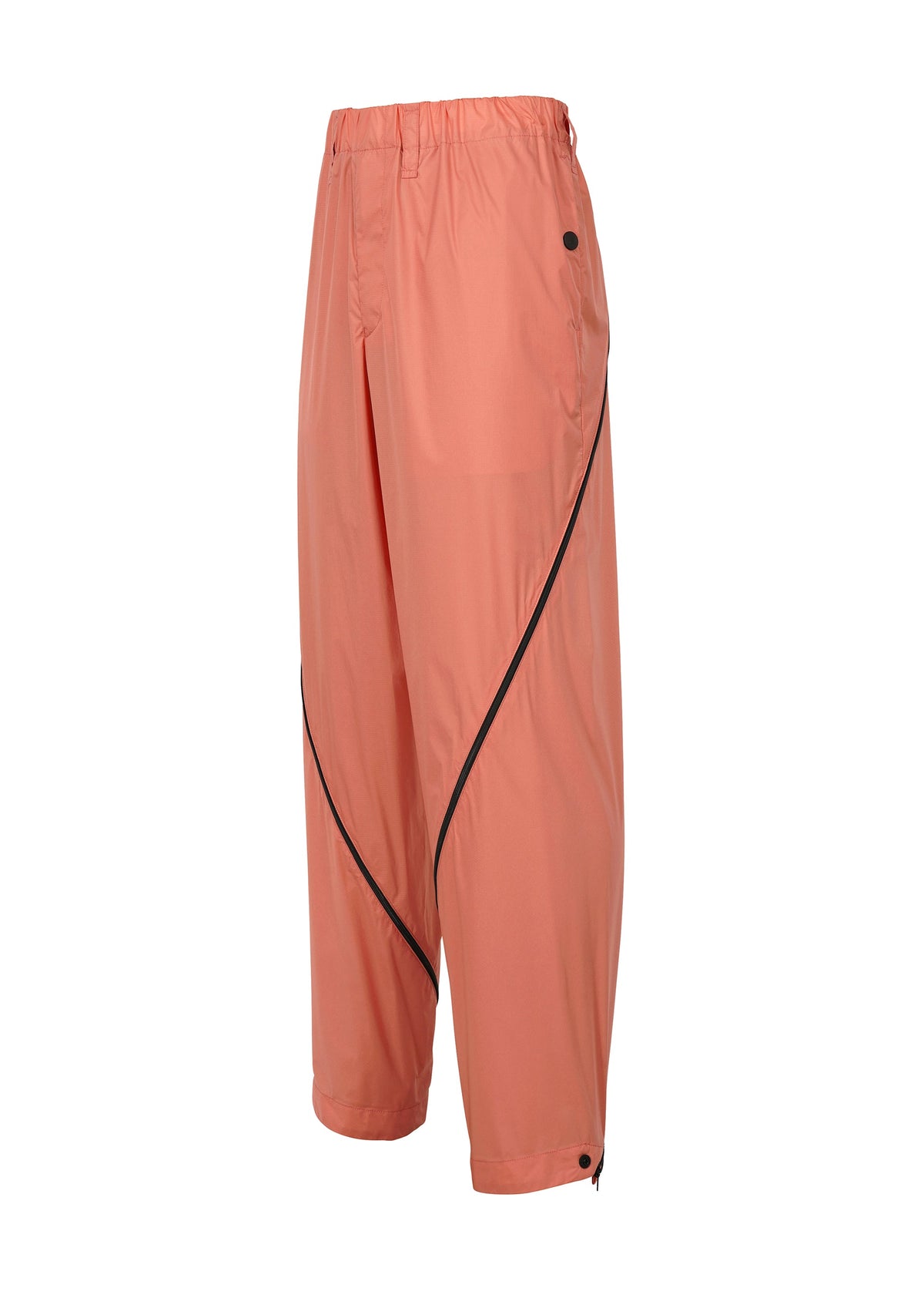 A detail shot of the IM MEN WIND trousers.