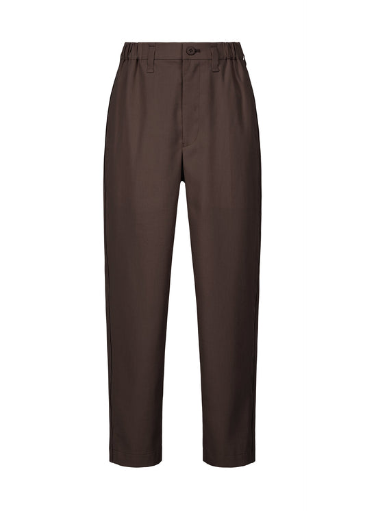 A product shot of the IM MEN AIR PLEATS trousers in .