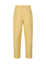 A detail shot of the IM MEN AIR PLEATS trousers.