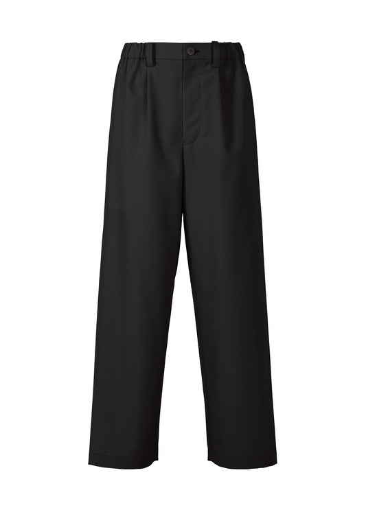 A product shot of the ISSEY MIYAKE MEN WINGS trousers in black (15).