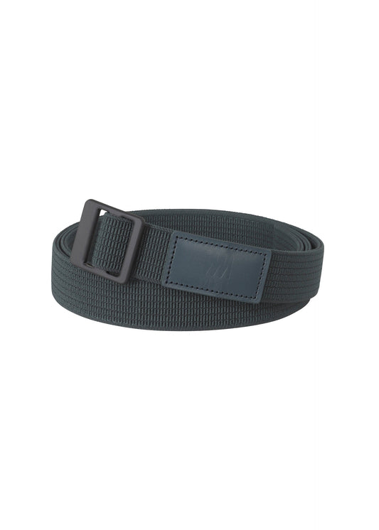 A product shot of the IM MEN FRICTION BELT belt in dark blue.