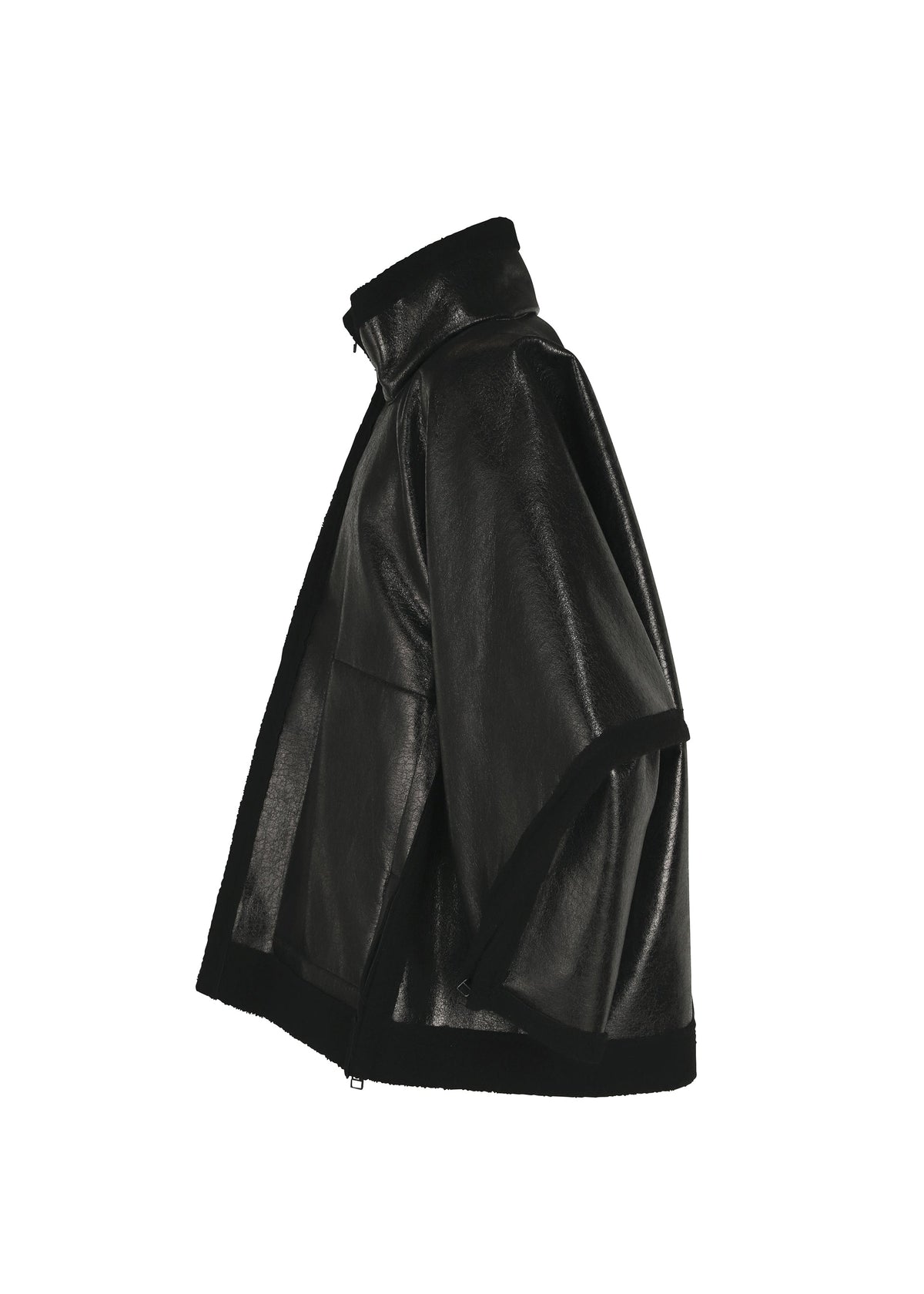 A detail shot of the IM MEN METALLIC ULTRA BOA jacket.