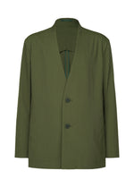 A product shot of the IM MEN AIR jacket in dark green.