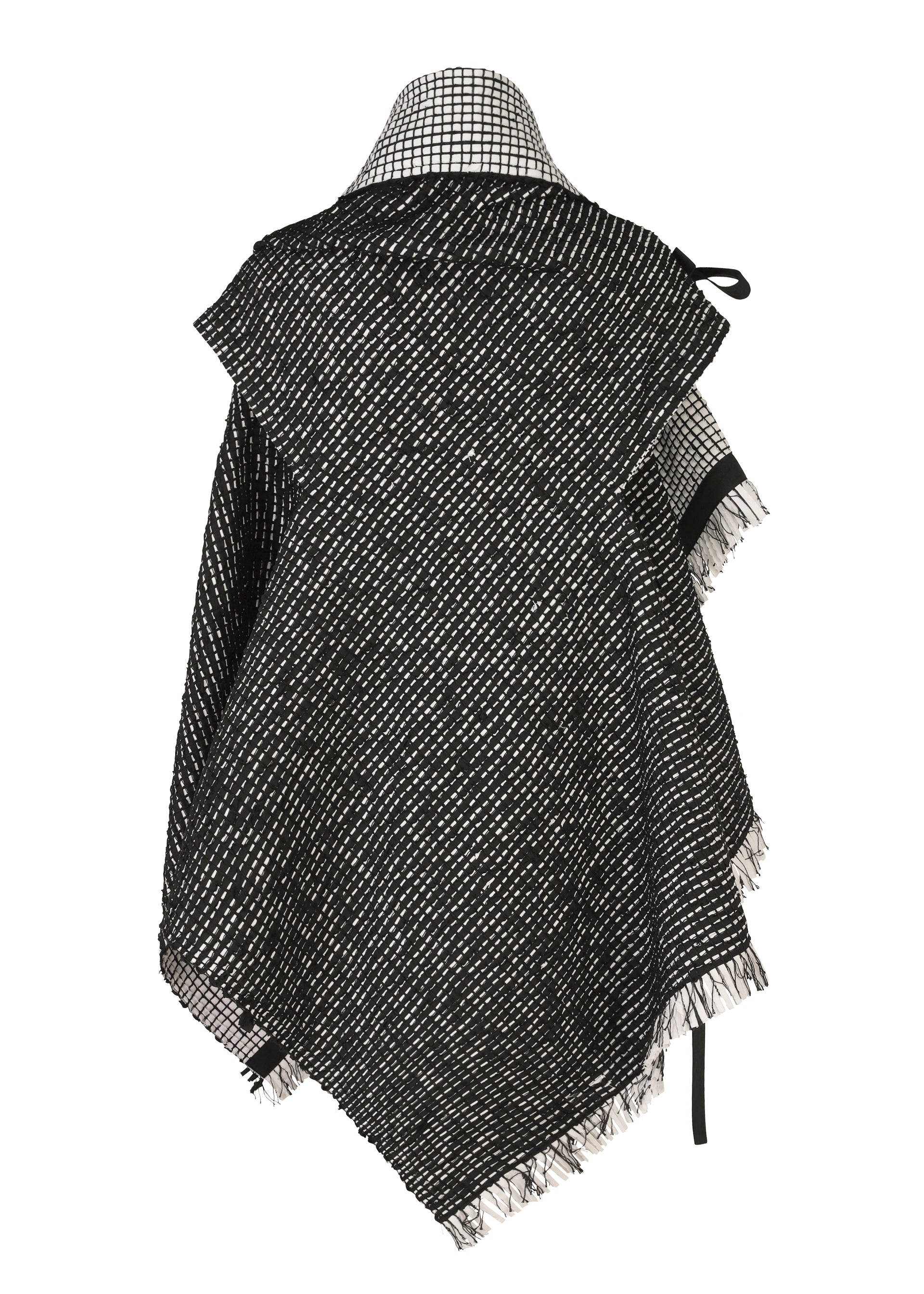 A detail shot of the IM MEN SAKIORI vest.