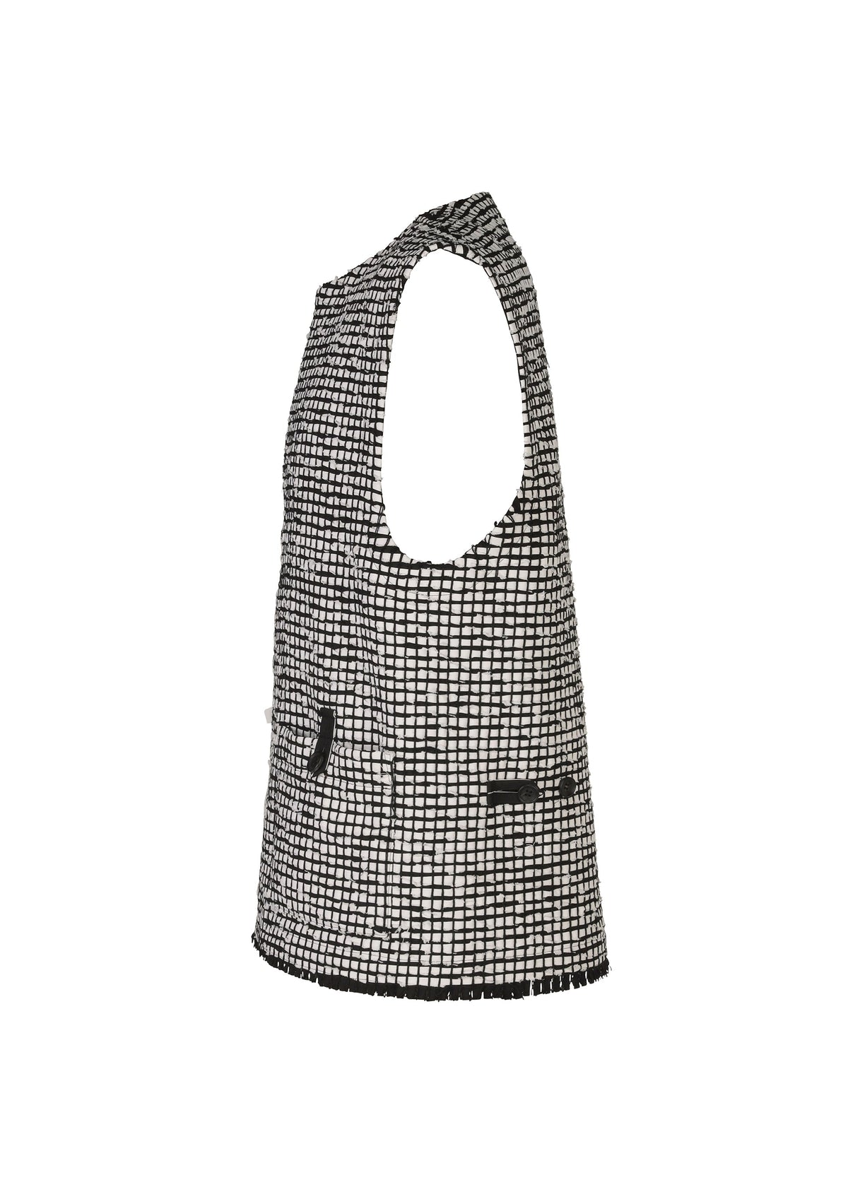 A detail shot of the IM MEN SAKIORI vest.