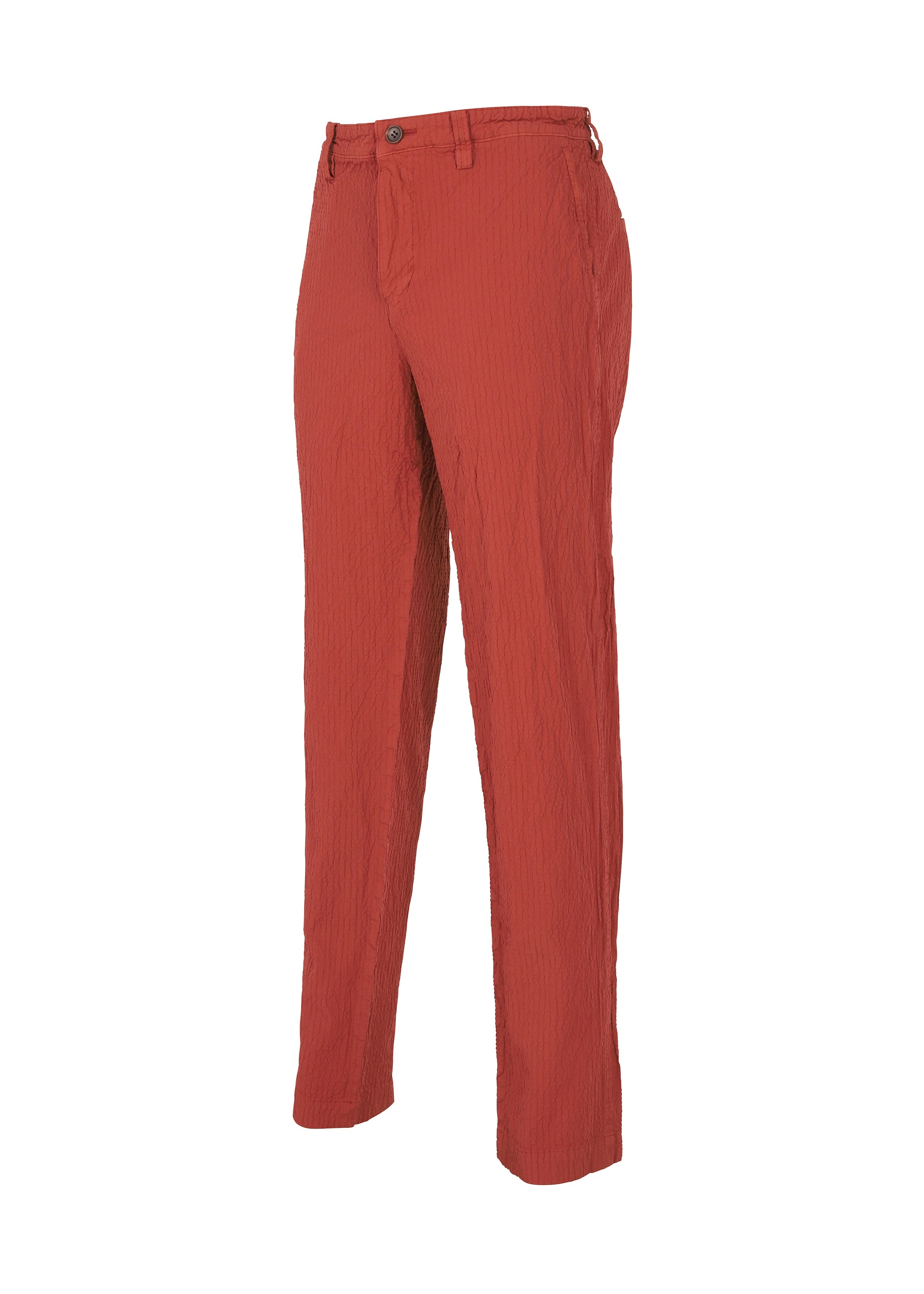 A detail shot of the IM MEN SHRINK DYE trousers.