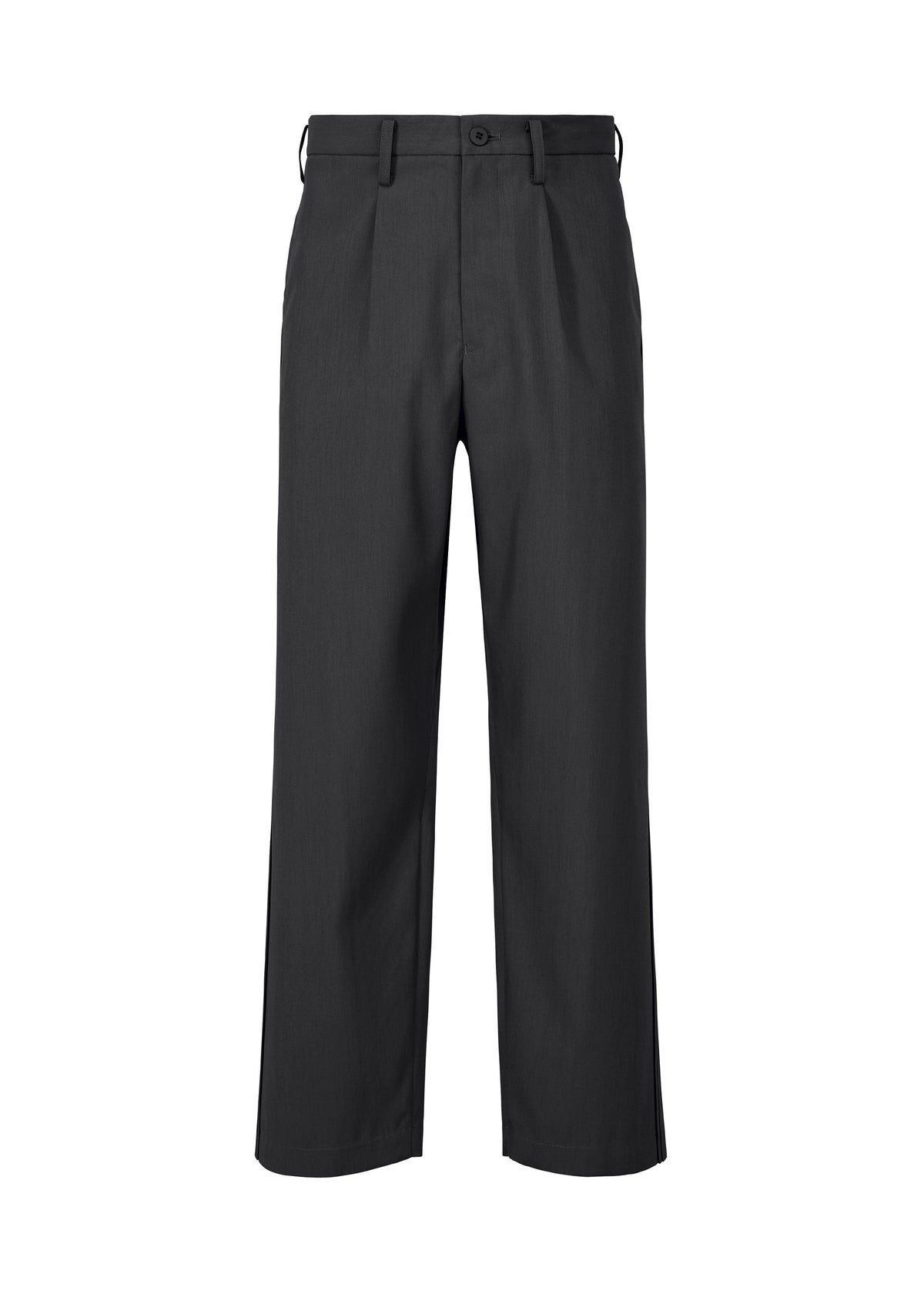 A product shot of the IM MEN AIR PLEATS trousers in black (15).