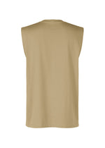 A detail shot of the IM MEN 60/2 JERSEY STITCH top.