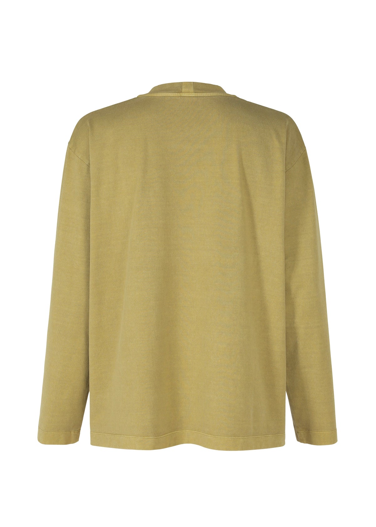 A detail shot of the IM MEN PIGMENT T top.