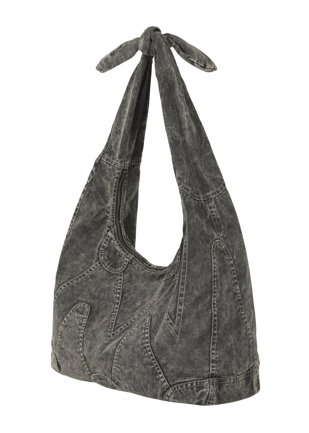 A detail shot of the IM MEN ELEMENTS BAG bag.