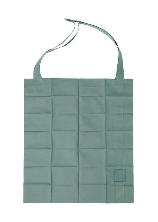 A product shot of the IM MEN PATA PATA bag in light blue (70).