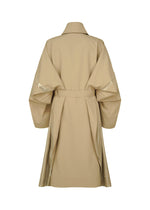 A detail shot of the IM MEN GINTO FLAT coat.