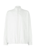 A product shot of the IM MEN AIR PLEATS jacket in light grey (11).