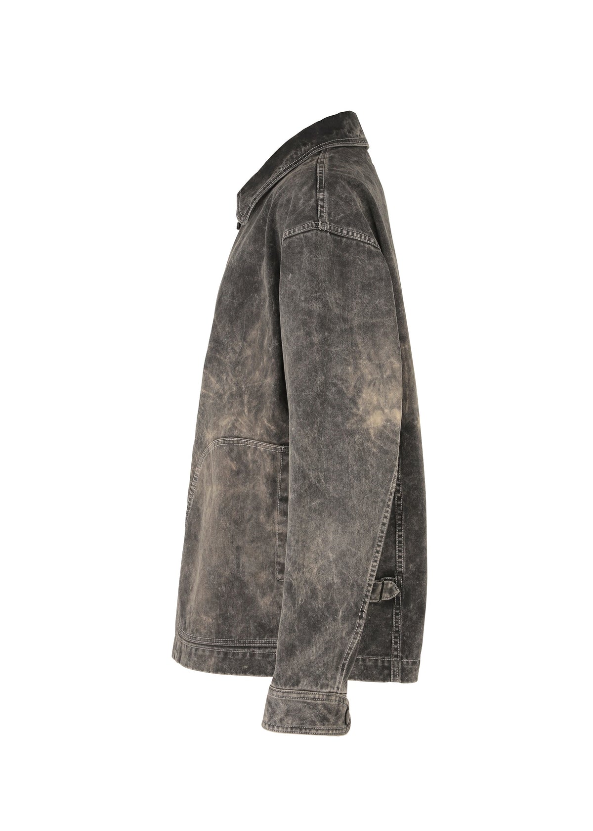 A detail shot of the IM MEN ELEMENTS jacket.