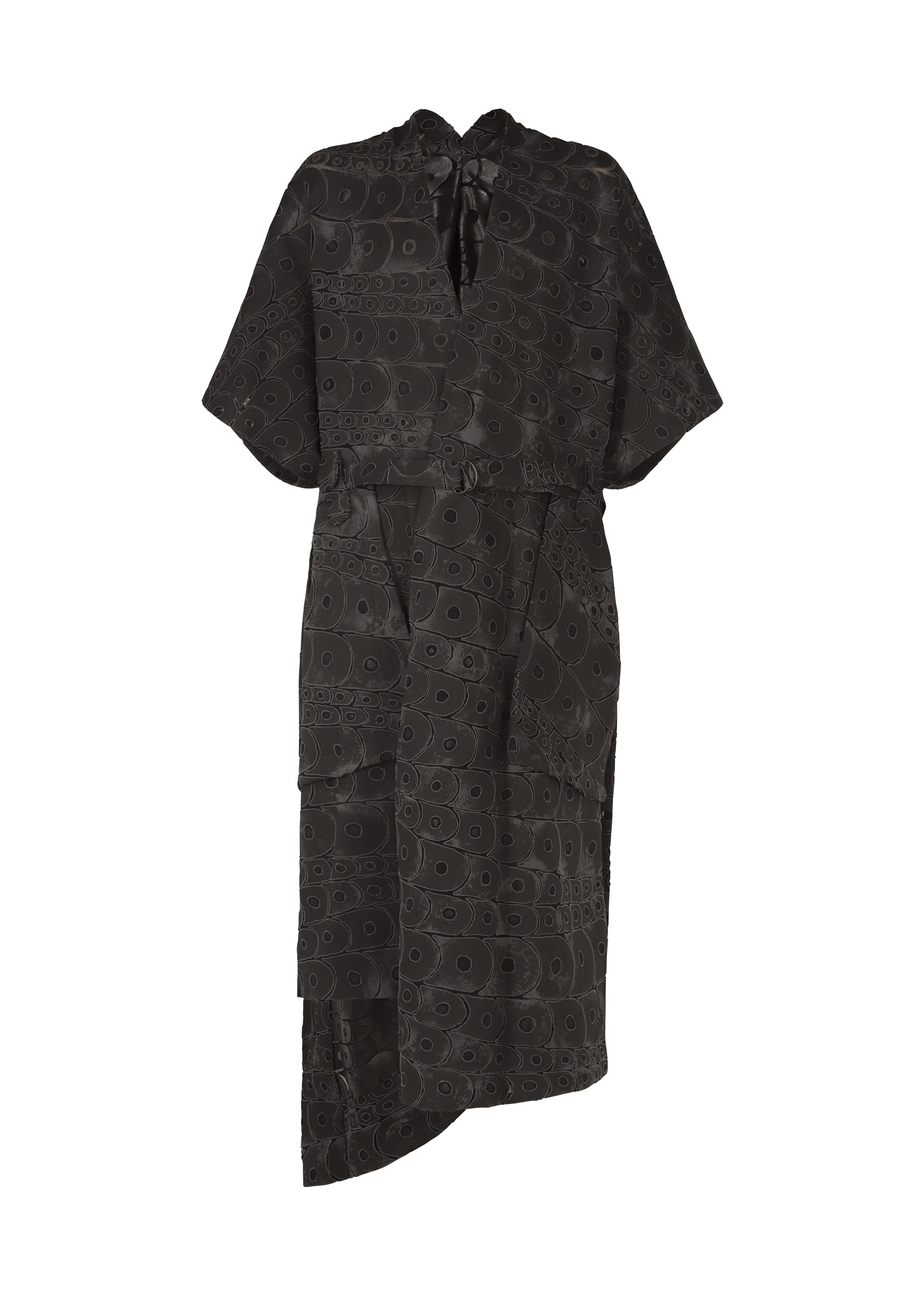 A product shot of the IM MEN UROKOMON vest in black (15).