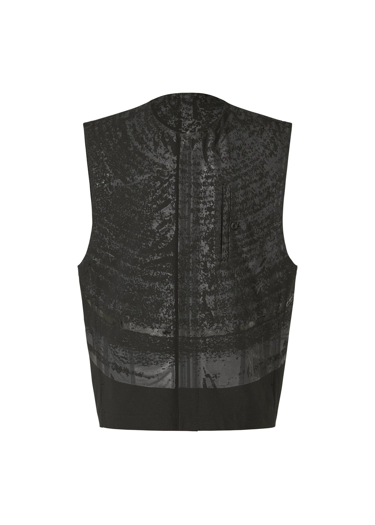 A product shot of the IM MEN KAIYU vest in black (15).