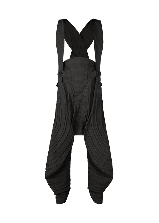 A product shot of the IM MEN ENGRAVE clothing in black (15).