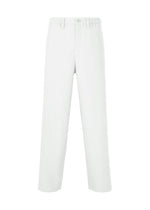 A product shot of the IM MEN AIR PLEATS trousers in light grey (11).