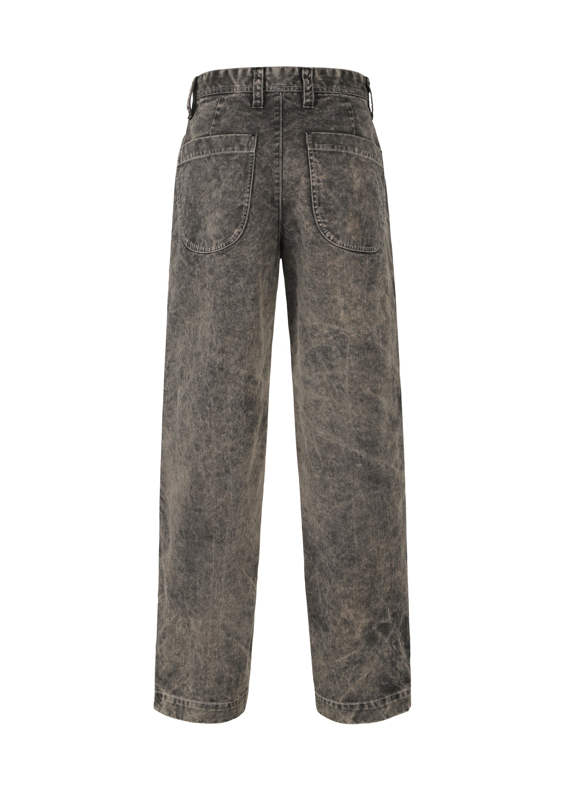 A detail shot of the IM MEN ELEMENTS trousers.