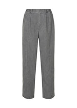 A product shot of the IM MEN AIR WASH trousers in gray.