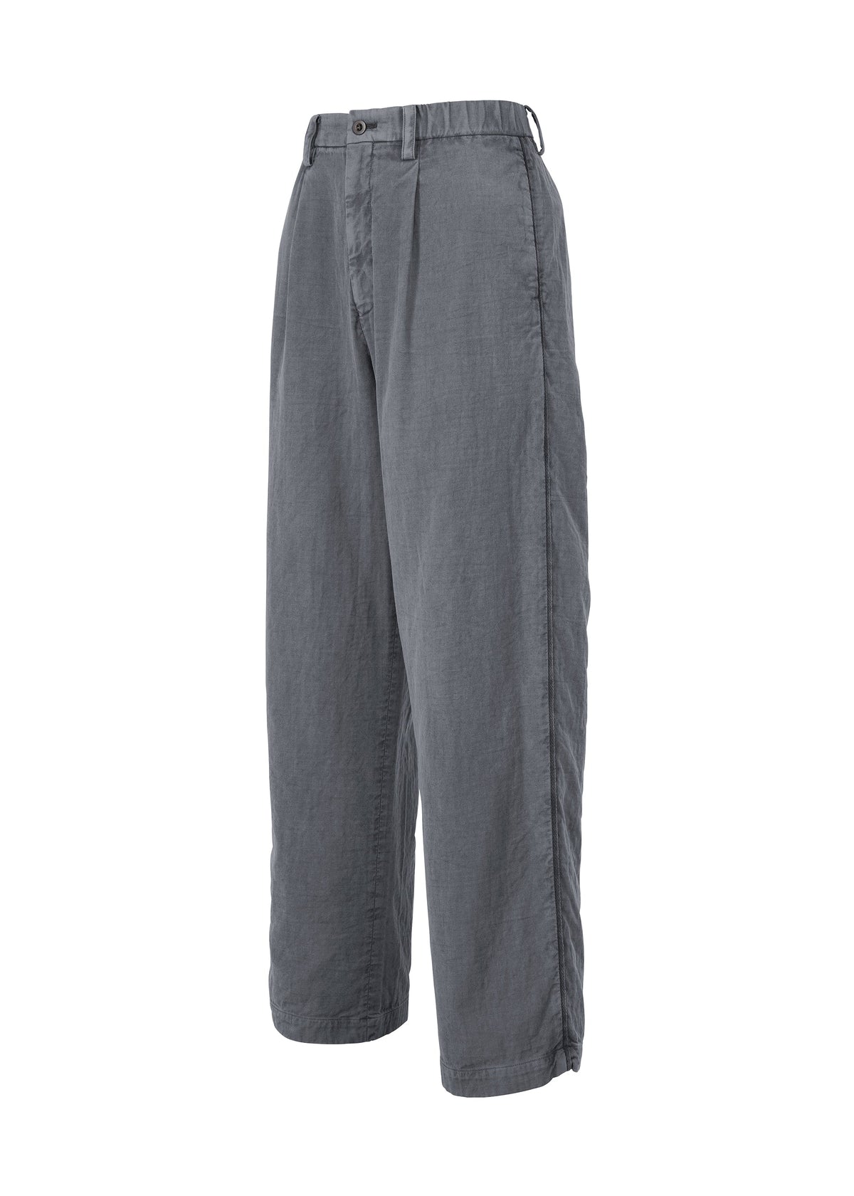 A detail shot of the IM MEN PIGMENT DOUBLE FACE COTTON trousers.