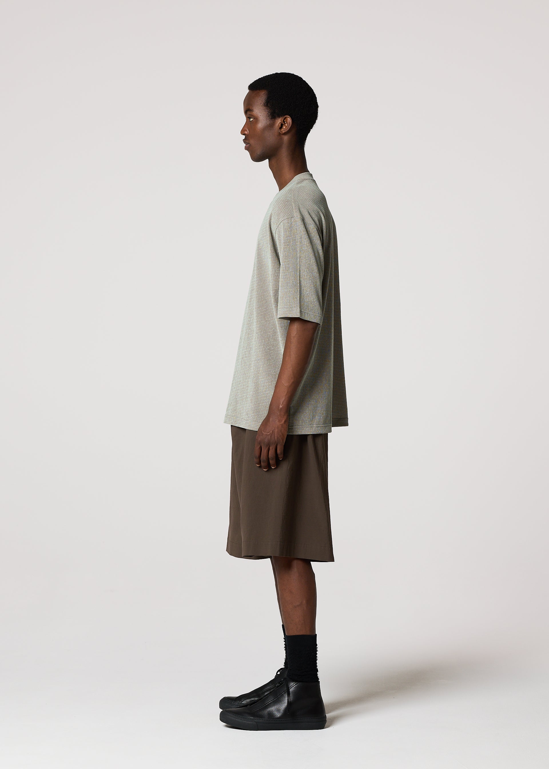 A model wears the IM MEN NAVY BOTTOMS navy-bottoms-trousers-dark-blue-1.