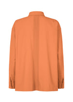A detail shot of the IM MEN PLEATS SHIRT shirt.