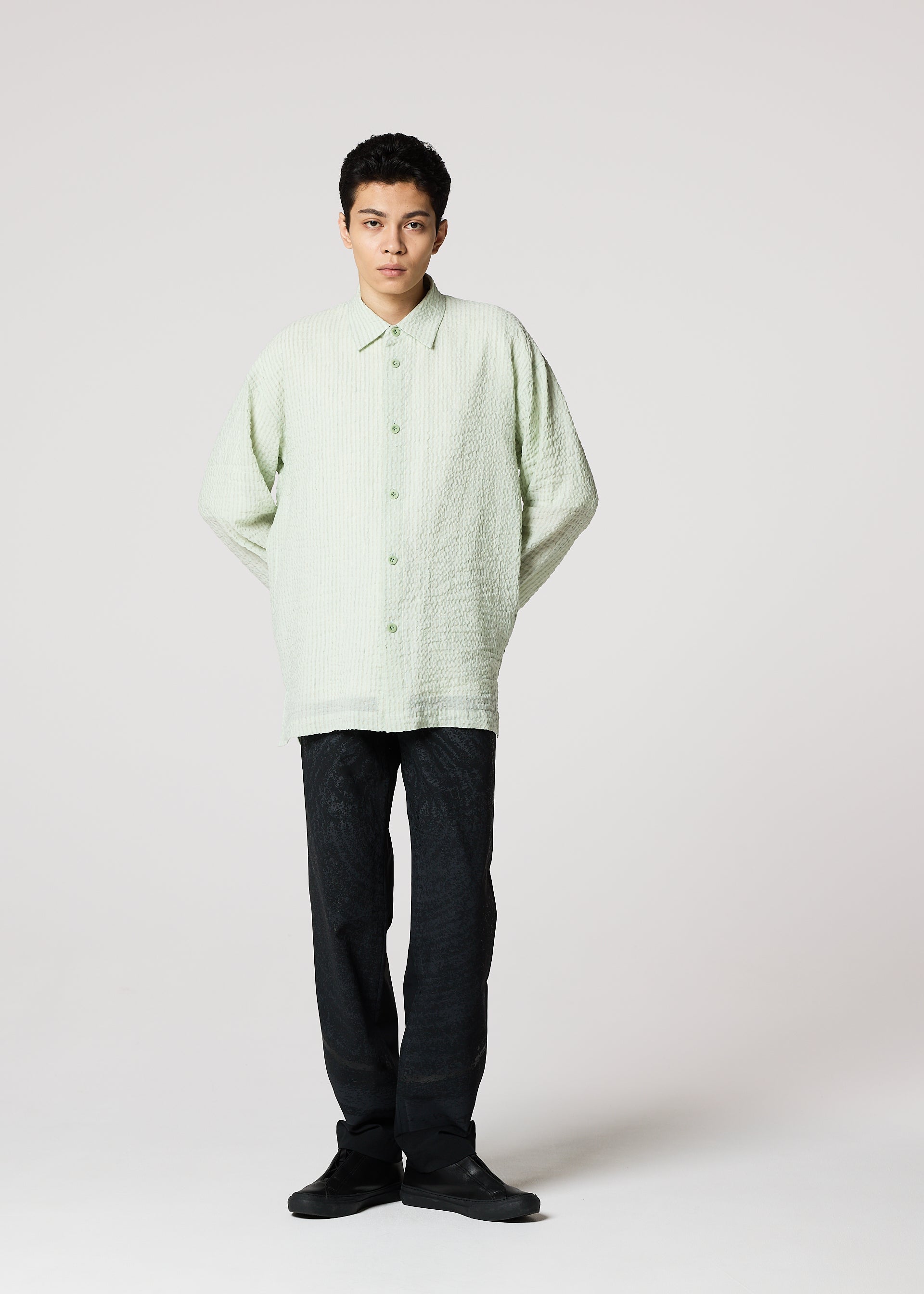 STRIPE LINEN SHRINK Shirt Grey – The official ISSEY MIYAKE ONLINE