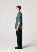 A model wears the IM MEN WRINKLE SHIRT shirt.