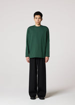 A model wears the IM MEN 40/2 JERSEY STITCH clothing.