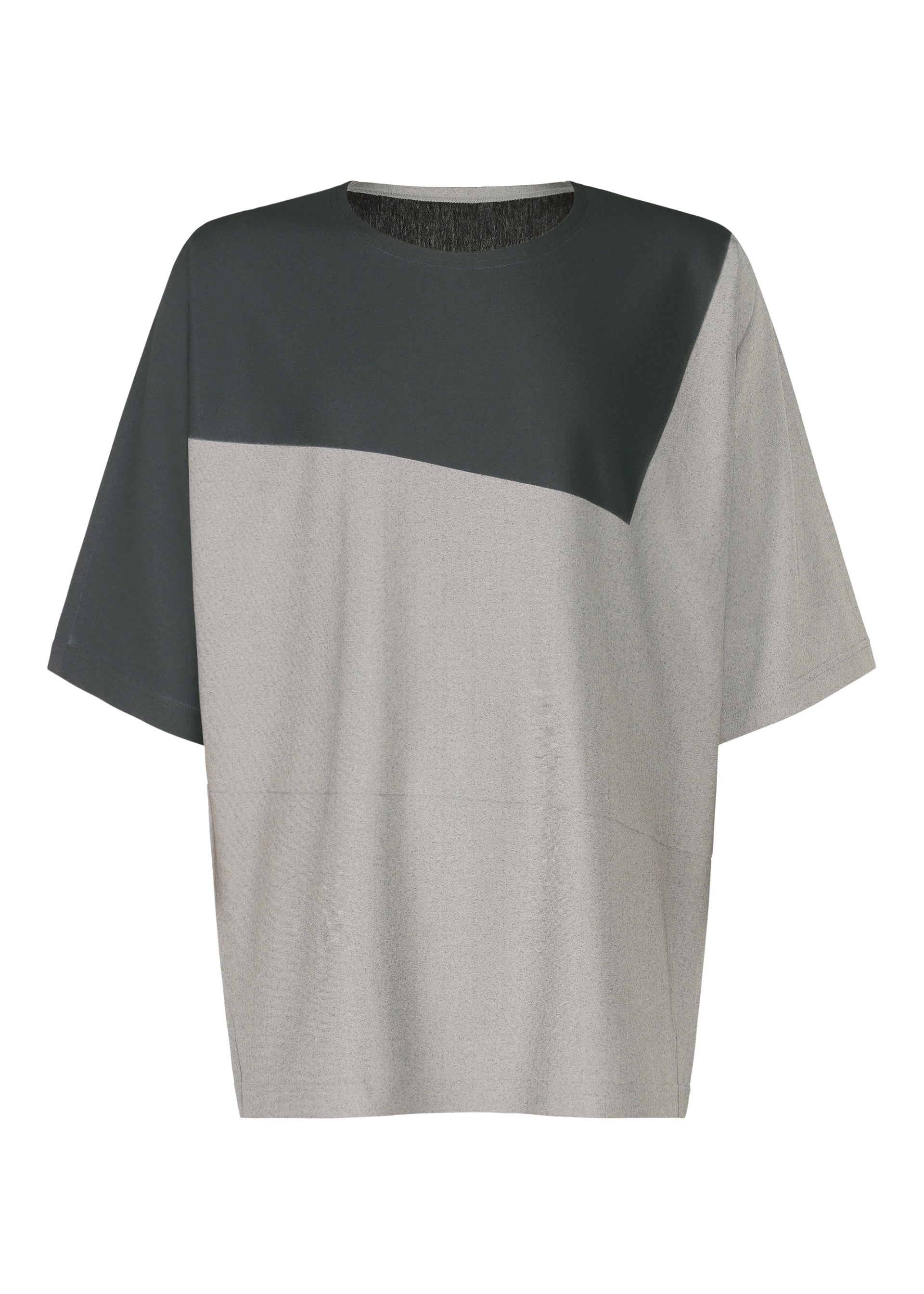 A product shot of the IM MEN GEOMETRY PLATING JERSEY top in black (15).