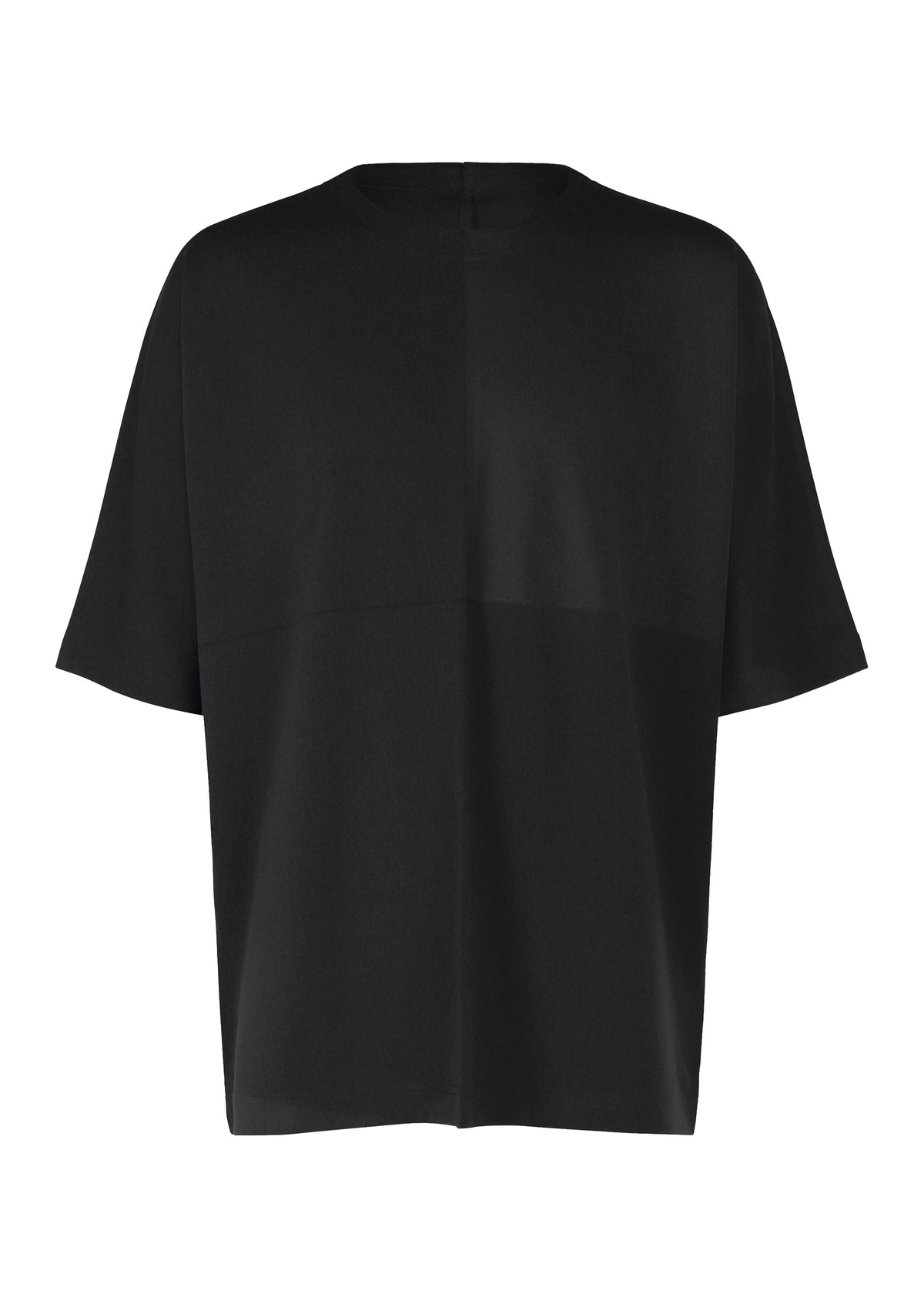 A product shot of the IM MEN FLAT T top in black (15).