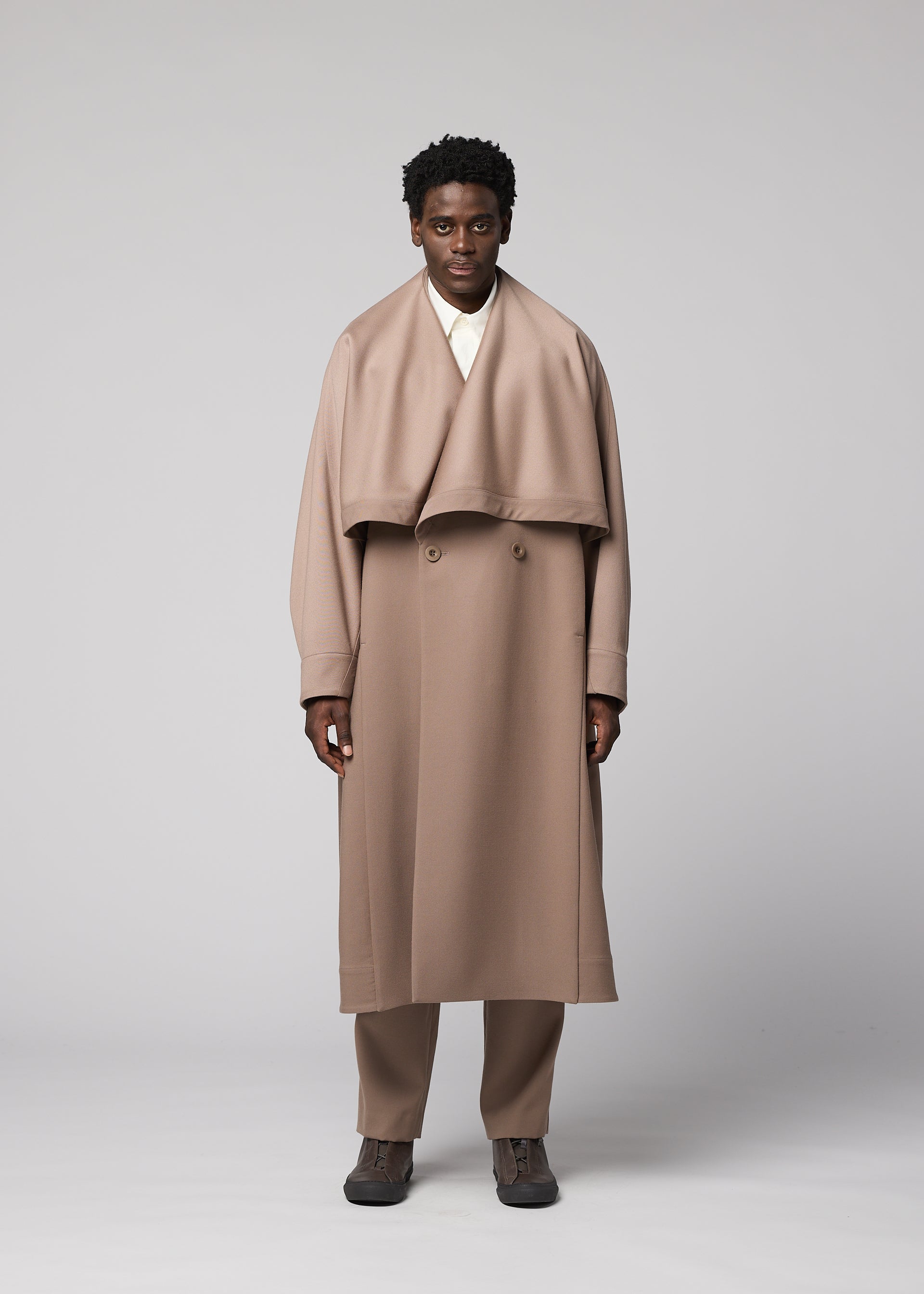 MENSWEAR - COATS – The official ISSEY MIYAKE ONLINE STORE | ISSEY