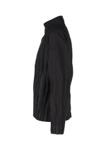 A detail shot of the IM MEN WAFT BLACK jacket.