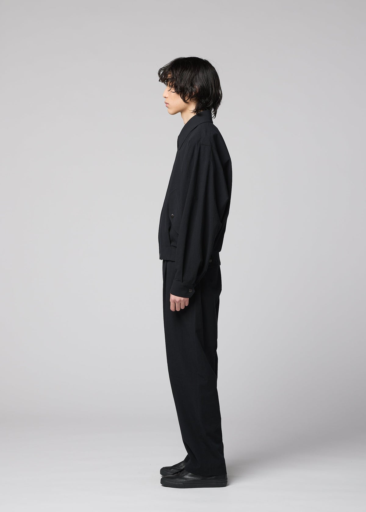 A model wears the IM MEN COMFORT COTTON comfort-cotton-jacket-light-beige.