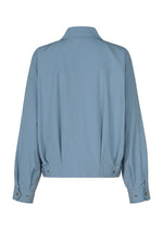 A detail shot of the IM MEN COMFORT COTTON jacket.