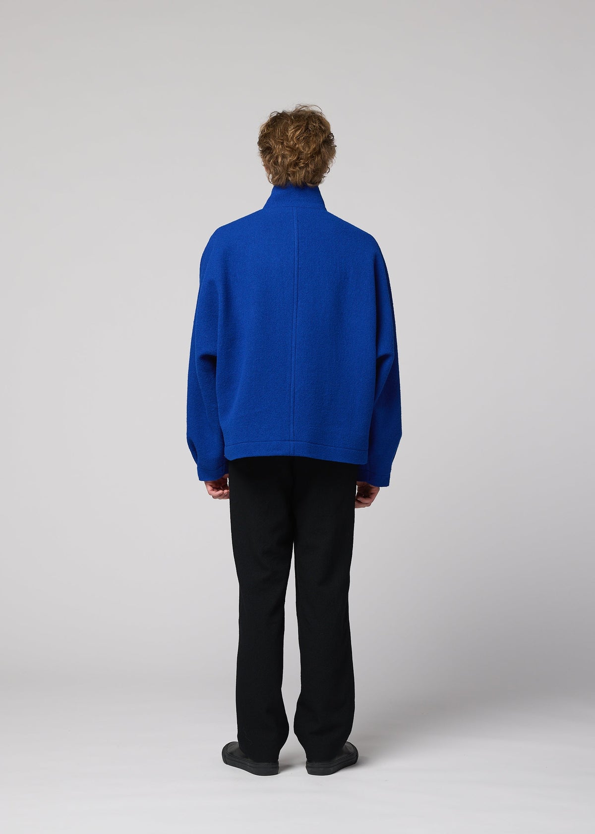 A model wears the IM MEN FULLER WOOL fuller-wool-jacket-brown.