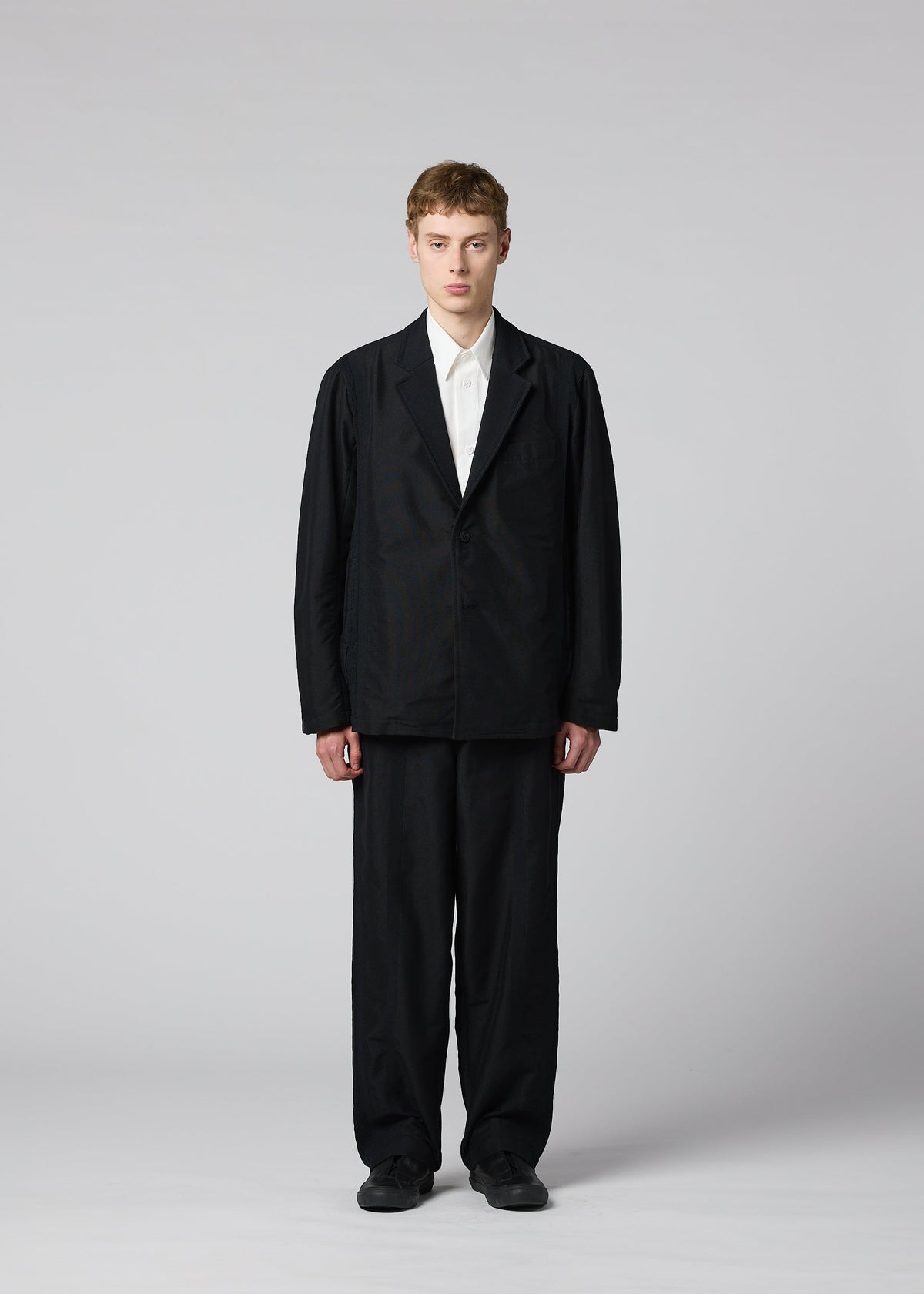 A model wears the IM MEN CLAY clay-jacket-white-1.