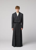 A model wears the IM MEN GRADATION WOOL gradation-wool-jacket-black.
