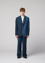 A model wears the IM MEN GRADATION WOOL gradation-wool-jacket-blue.