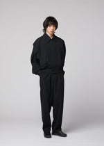 A model wears the IM MEN COMFORT COTTON comfort-cotton-trousers-saxe-blue.