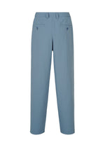 A detail shot of the IM MEN COMFORT COTTON trousers.