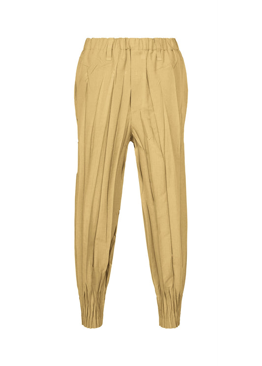 A product shot of the IM MEN EDGE trousers in beige.