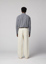 A model wears the IM MEN TOUGH WOOL COTTON tough-wool-cotton-trousers-charcoal-grey.