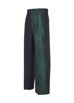 A detail shot of the IM MEN GRADATION WOOL trousers.
