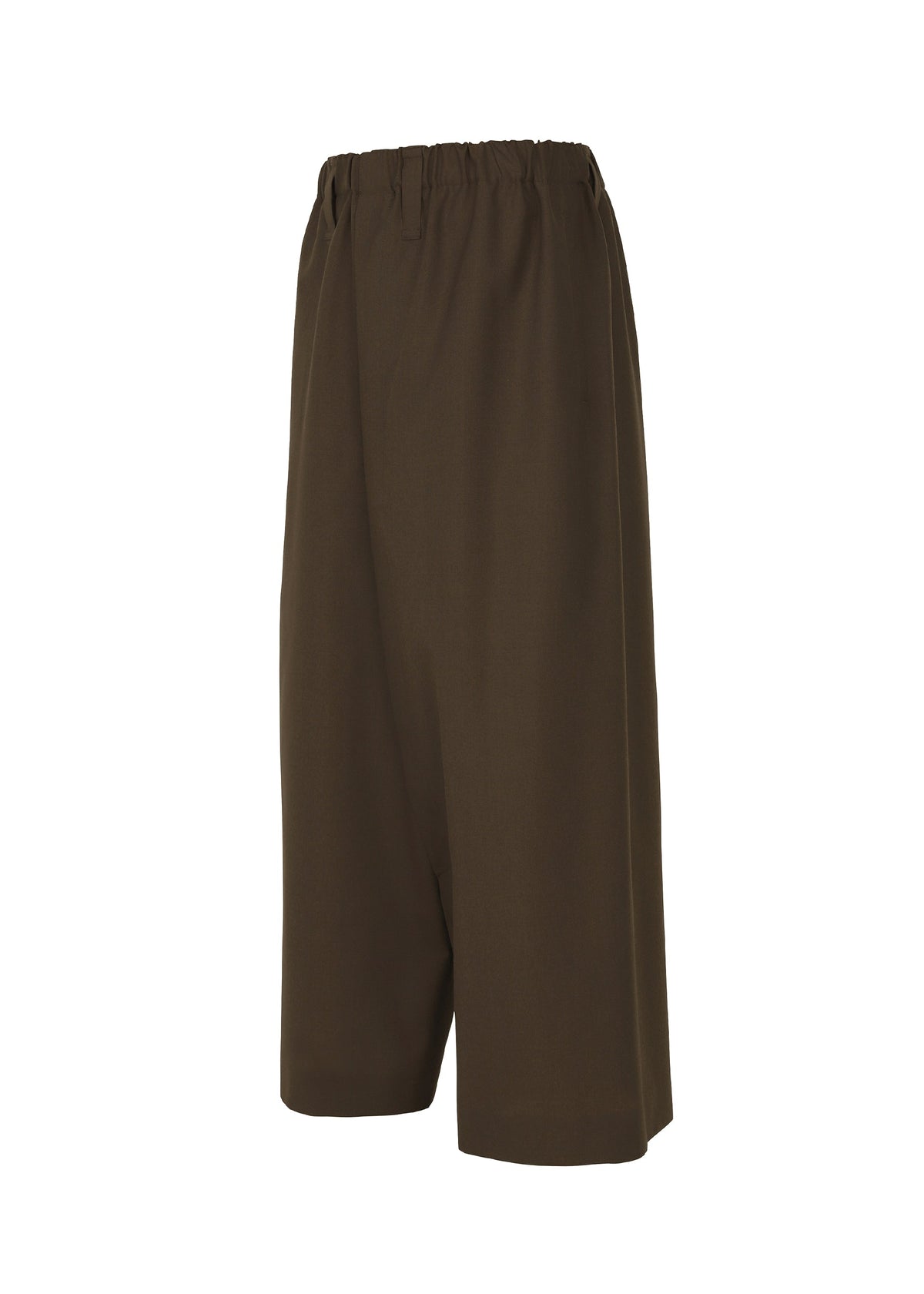 A detail shot of the IM MEN SUAVE trousers.