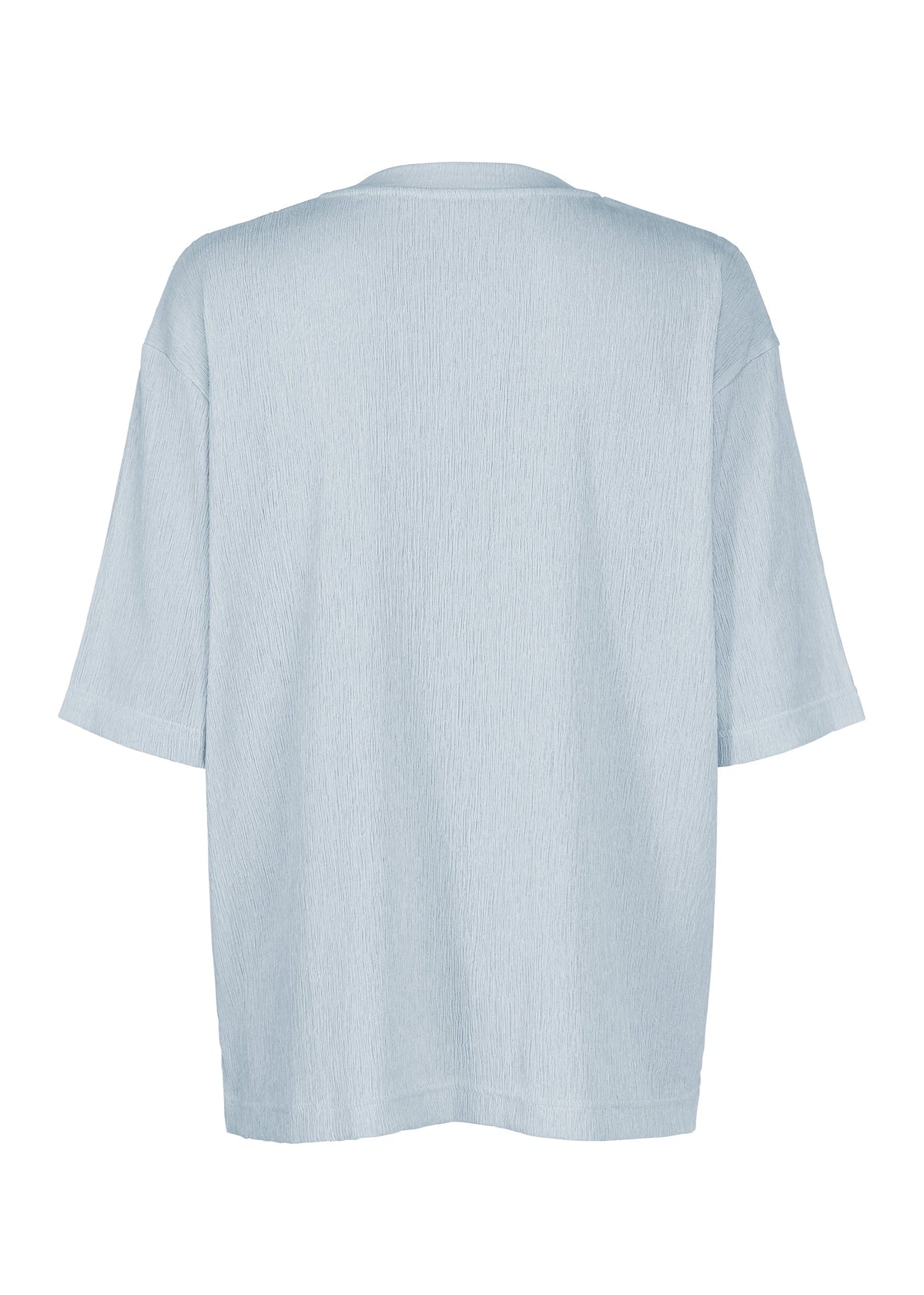 A detail shot of the IM MEN CREPE TUCK JERSEY top.