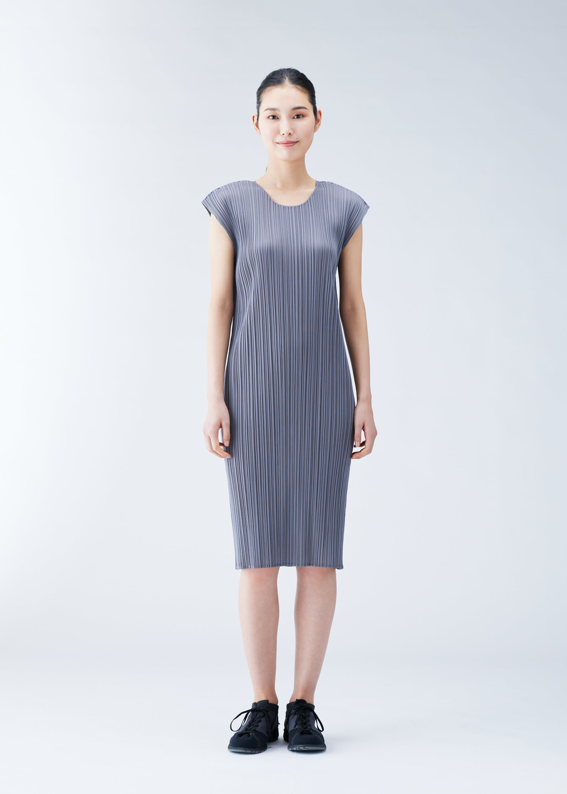 PLEATS PLEASE ISSEY MIYAKE BASICS Dresses – The official ISSEY