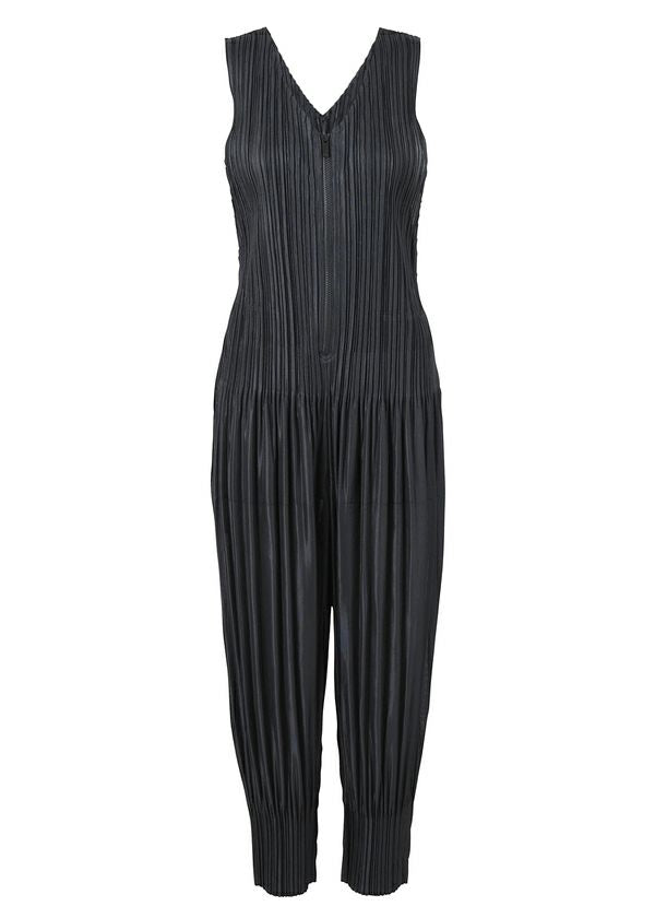 ISSEY MIYAKE Jumpsuits – The official ISSEY MIYAKE ONLINE STORE
